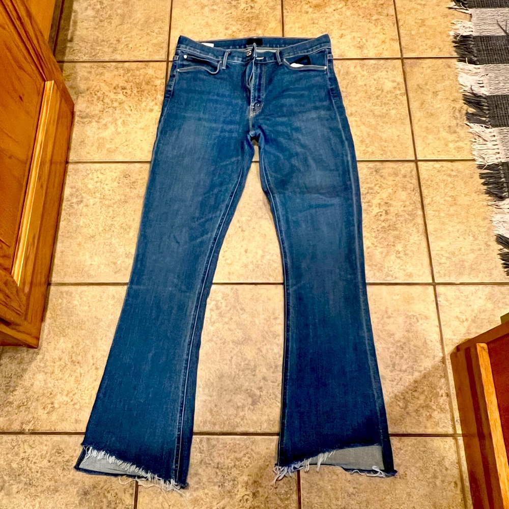 MOTHER Denim The Runaway Step Fray Jeans (size 30)